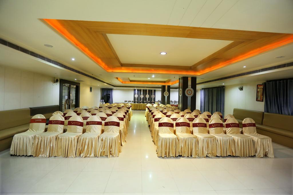 Hotel Sitara Grand Hyderabad Ngoại thất bức ảnh